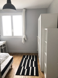 
                                                                                        Colocation
                                                                                         Colocation proche transport et commerces