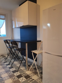 
                                                                                        Colocation
                                                                                         Colocation proche transport et commerces