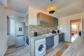 
                                                                                        Vente
                                                                                         Colocation supérieure, rénové, balcon, rentabilité