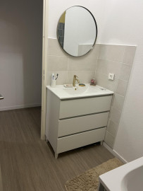 
                                                                                        Colocation
                                                                                         Colocation T3 66m2 + terrasse 20m2 + spa l’été