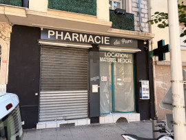 
                                                                                        Vente
                                                                                         Commerce/Bureau  - Murs commerciaux  - 70.0 m²
