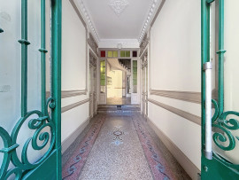 
                                                                                        Vente
                                                                                         Commerce/Bureau  - Murs commerciaux  - 70.0 m²
