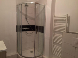 
                                                                                        Location
                                                                                         Contades, Beau 3p lumineux, rénové et équipé