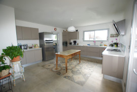 
                                                                                        Vente
                                                                                         Contemporary house designed in the Périgord Noir