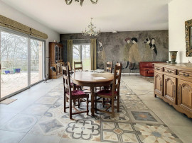 
                                                                                        Vente
                                                                                         Contemporary house designed in the Périgord Noir