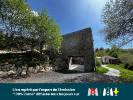 
                                                                                        Vente
                                                                                         Corps de ferme isolé à rénover