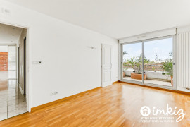 
                                                                                        Vente
                                                                                         Côte Pavée - T5 - 4ch -2 terrasses-2 gar. boxés