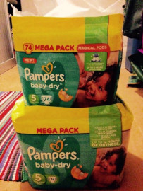 
                                                                                        Bébé, puéricultures
                                                                                         Couches Pampers taille 5  29 Elliant.