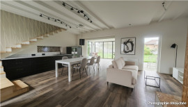 
                                                                                        Vente
                                                                                         Coup de cœur assuré à Chavanoz – Maison de famille rénovée, 187 m² de lumière