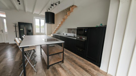 
                                                                                        Vente
                                                                                         Coup de cœur assuré à Chavanoz – Maison de famille rénovée, 187 m² de lumière