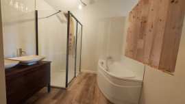 
                                                                                        Vente
                                                                                         Coup de cœur assuré à Chavanoz – Maison de famille rénovée, 187 m² de lumière