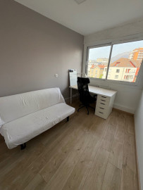 
                                                                                        Location
                                                                                         Coup de cœur : T3 Meublé