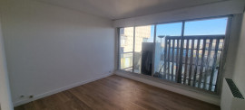 
                                                                                        Location
                                                                                         Courbevoie – 3 pièces meublé 79 m² – 17e étage – Vue Tour Eiffel & Paris