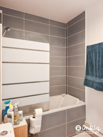 
                                                                                        Vente
                                                                                         Créteil 2 pièces dernier étage balcon parking