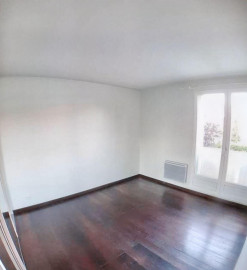 
                                                                                        Location
                                                                                         Croissy-sur-Seine (78290)