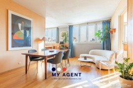 
                                                                                        Vente
                                                                                         Croix de Chavaux à 2 min – 93 m² lumineux