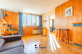 
                                                                                        Vente
                                                                                         Croix de Chavaux à 2 min – 93 m² lumineux