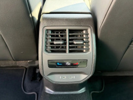 
                                                                                        Voiture
                                                                                         CUPRA LEON V