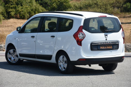
                                                                                        Voiture
                                                                                         Dacia Lodgy 1.3 TCE 130ch Essentiel 7 places- 31 545 km