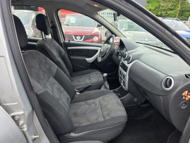 
                                                                                        Voiture
                                                                                         DACIA SANDERO - 1.5 dCi 85 CV LAUREATE - 5 CV