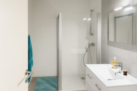 
                                                                                        Vente
                                                                                         Découvrez votre nouvel havre de paix à Brest avec terrasse et parking privatif