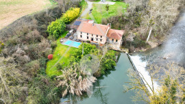 Vente
Demeure Historique au Bord de l'Arize
