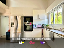 Vente
Dernier étage avec terrasse et aperçu mer