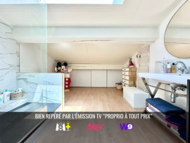 Vente
Dernier étage avec terrasse et aperçu mer
