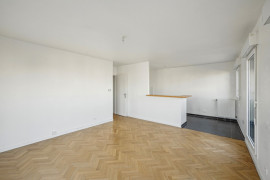 
                                                                                        Vente
                                                                                         Dernier étage familial 4 pièces avec terrasse !