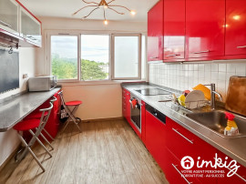 Vente
dernier étage T5 ,4chs avec balcons et Vue