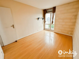 Vente
dernier étage T5 ,4chs avec balcons et Vue