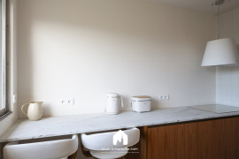 
                                                                                        Location
                                                                                         Design Saint Anne