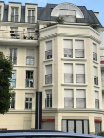 
                                                                                        Location
                                                                                         Deuil la Barre limite Enghien les Bains