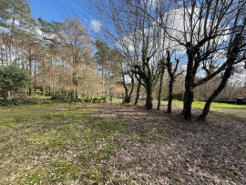
                                                                                        Vente
                                                                                         Deux maisons d'habitations