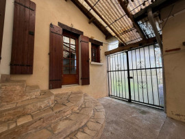 
                                                                                        Vente
                                                                                         Deux maisons d'habitations