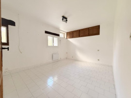 
                                                                                        Vente
                                                                                         Deux maisons d'habitations