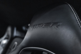 
                                                                                        Voiture
                                                                                         Dodge Viper GTS V10 8.4 640