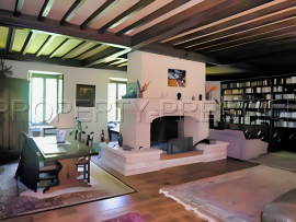 
                                                                                        Vente
                                                                                         ARDECHE Domaine du XIXe 5 ha Bord de rivière