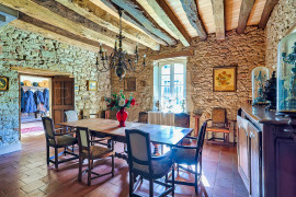 
                                                                                        Vente
                                                                                         DOMAINE HISTORIQUE région Toulouse (Tarn) 2.5 HA