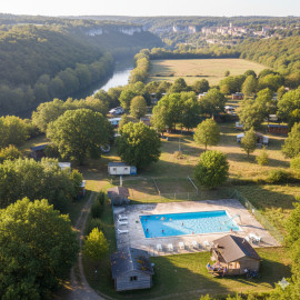 
                                                                                        Vente
                                                                                         DORDOGNE CAMPING 4* A FORT POTENTIEL 12 HA