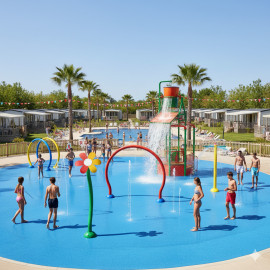 
                                                                                        Vente
                                                                                         DORDOGNE CAMPING 4* A FORT POTENTIEL 12 HA