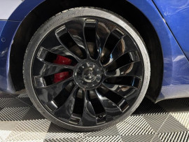 
                                                                                        Voiture
                                                                                         (Dual Motor) Performance Saloon 4dr Electric Auto 4WDE (Performance Upgrade) (449 bhp)