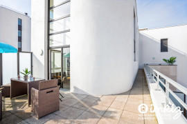 
                                                                                        Vente
                                                                                         Duplex 111m2 4cha dern étag, terrasse, double park
