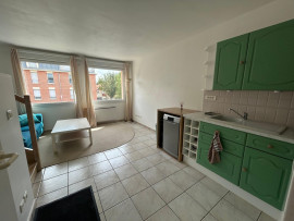 
                                                                                        Location
                                                                                         Duplex 2 chambres, parking