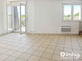 
                                                                                        Vente
                                                                                         Duplex 2 pièces avec balcon, cave et parking