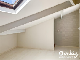
                                                                                        Vente
                                                                                         Duplex 2 pièces avec balcon, cave et parking