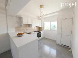 
                                                                                        Vente
                                                                                         Duplex dernier étage à La Varenne