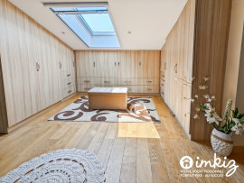 
                                                                                        Vente
                                                                                         Duplex d'exception au pied du métro