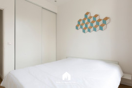 
                                                                                        Location
                                                                                         DUPLEX EN VILLE avec extérieur