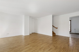 
                                                                                        Vente
                                                                                         Duplex familial au dernier étage avec terrasses !